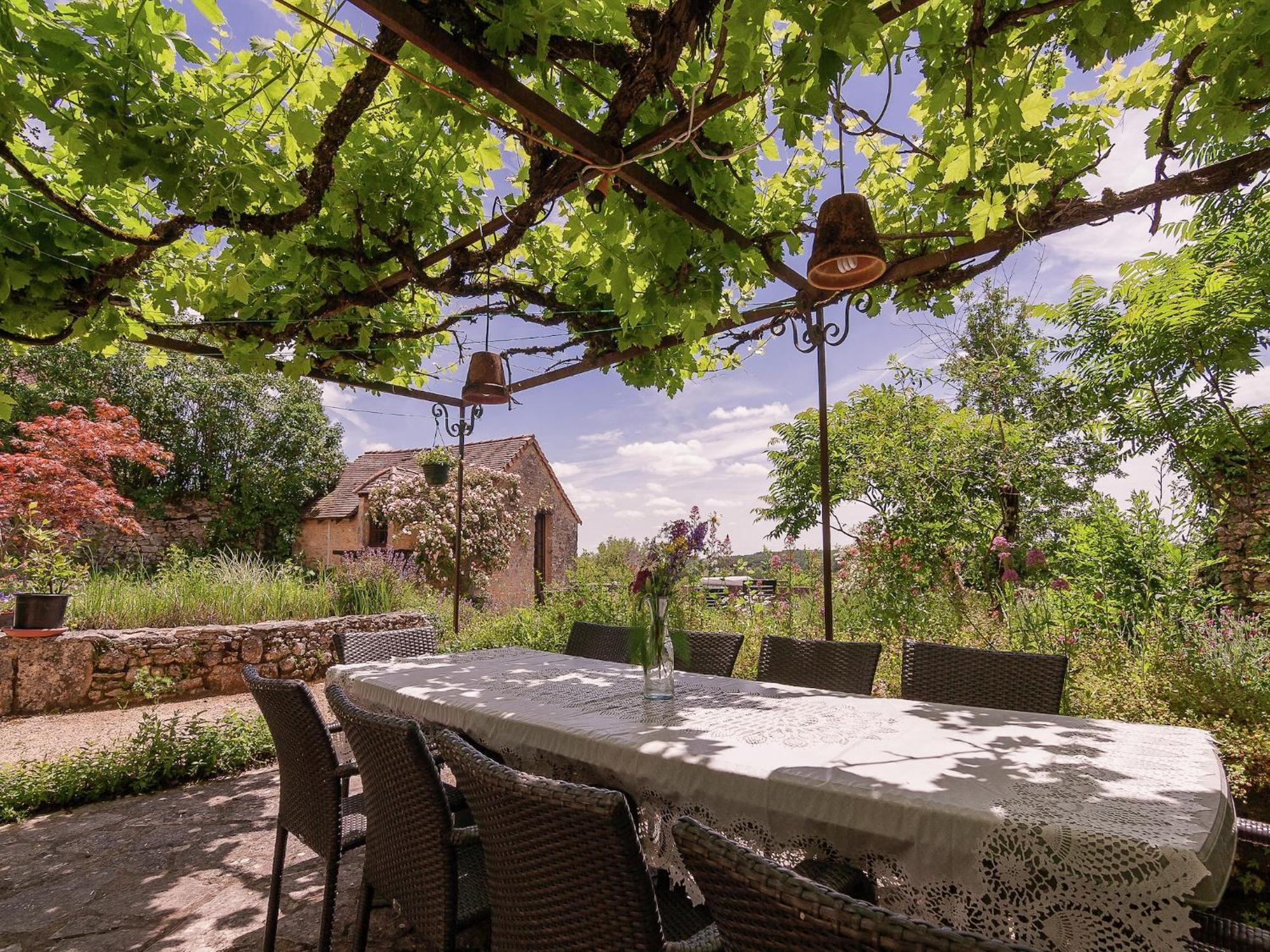 Cottage In Les Eyzies De Tayac Sireuil With Pool Meyrals Zewnętrze zdjęcie